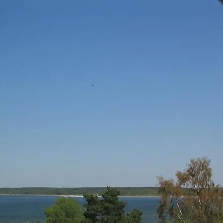 Seeblick Goehren-Lebbin
